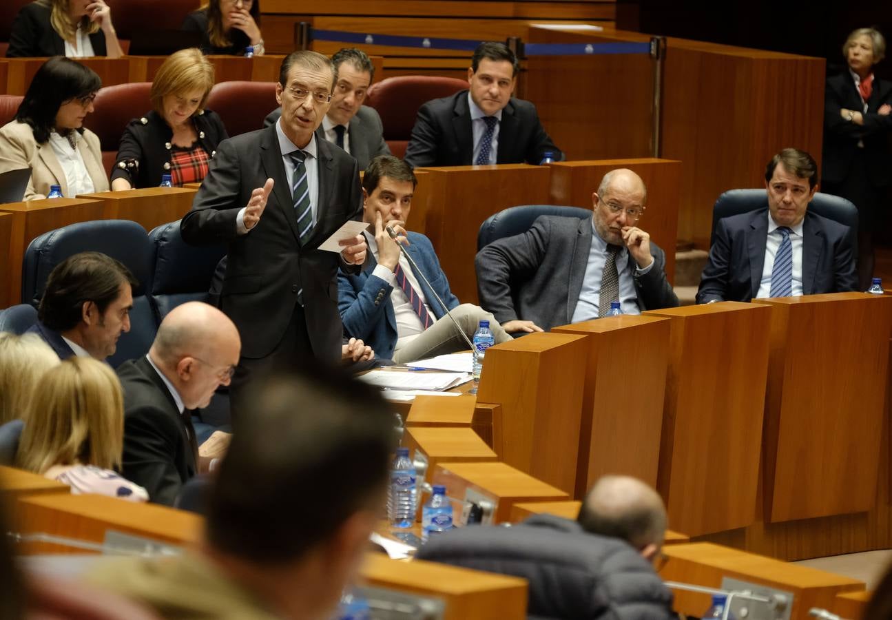 El presidente de la Junta, Alfonso Fernández Mañueco, propuso un decálogo para que Castilla y León abandere la lucha contra el cambio climático en España