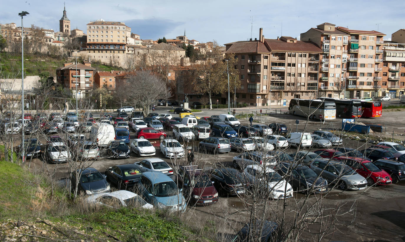 Dónde se aparca en Segovia para esquivar la ORA. 