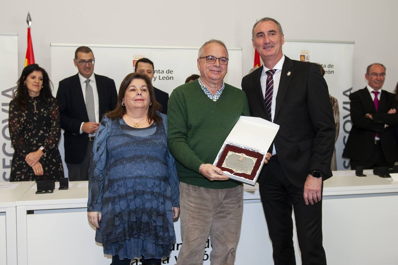 El delegado territorial, José Mazarías, ha trasladado el reconocimiento de la Junta de Castilla y León a 162 funcionarios y laborales que en 2019 culminan su carrera profesional al servicio de los ciudadanos y a los que reciben este año distinciones por años de servicio