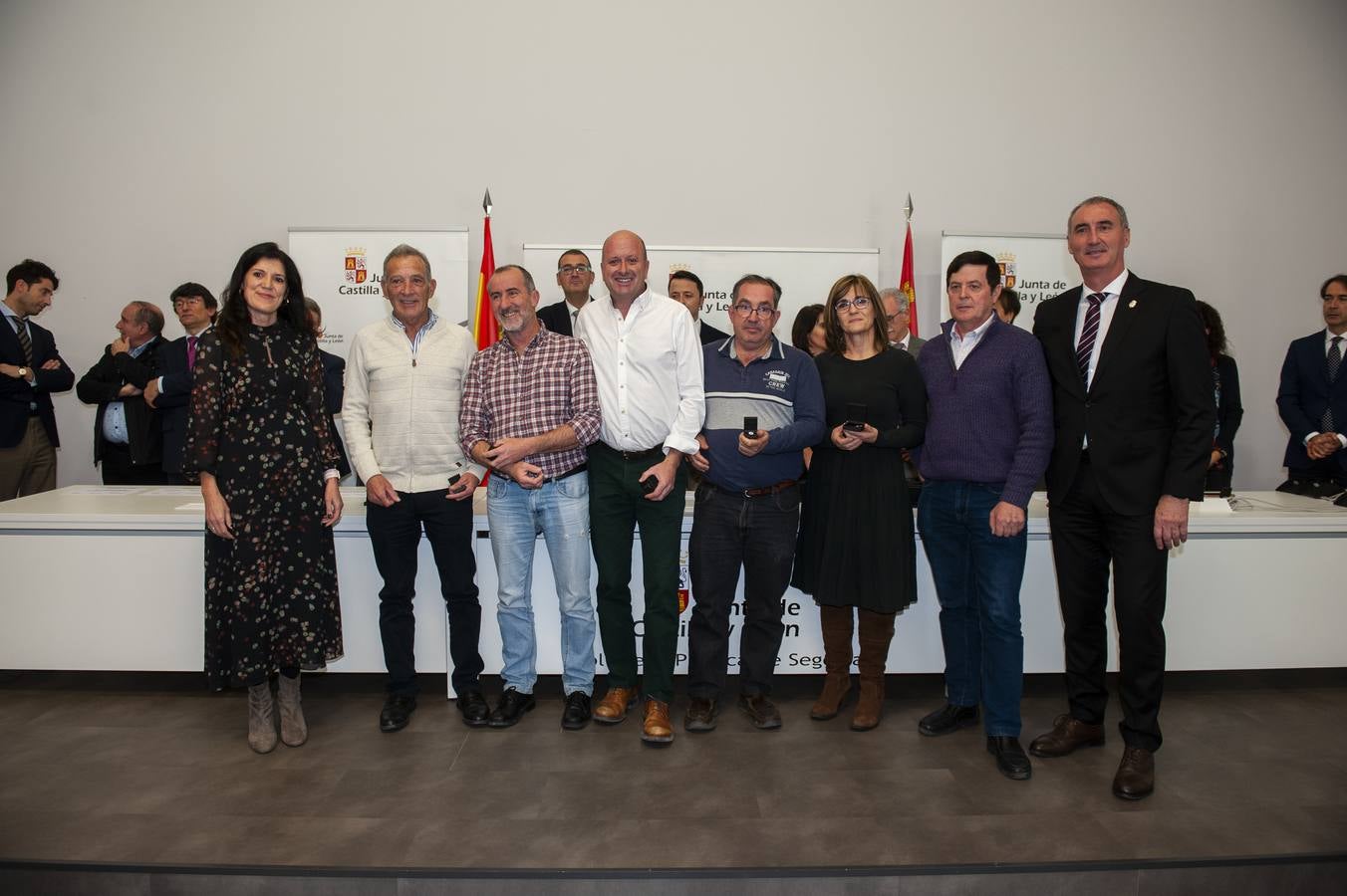 El delegado territorial, José Mazarías, ha trasladado el reconocimiento de la Junta de Castilla y León a 162 funcionarios y laborales que en 2019 culminan su carrera profesional al servicio de los ciudadanos y a los que reciben este año distinciones por años de servicio