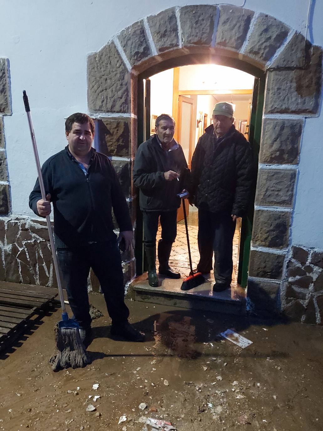 La zona norte de Palencia trata de recuperar la normalidad tras las inundaciones. 