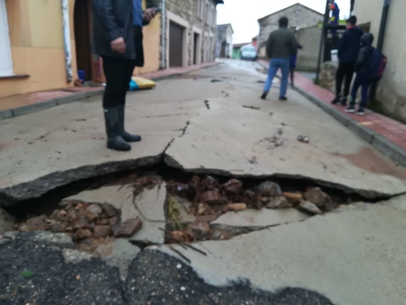 Efectos del temporal en Barruelo de Santullán. 