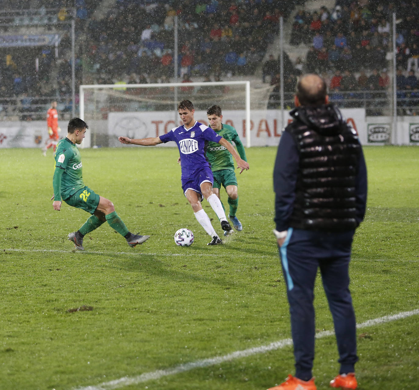 Partido de la copa del Rey en la Balastera. 