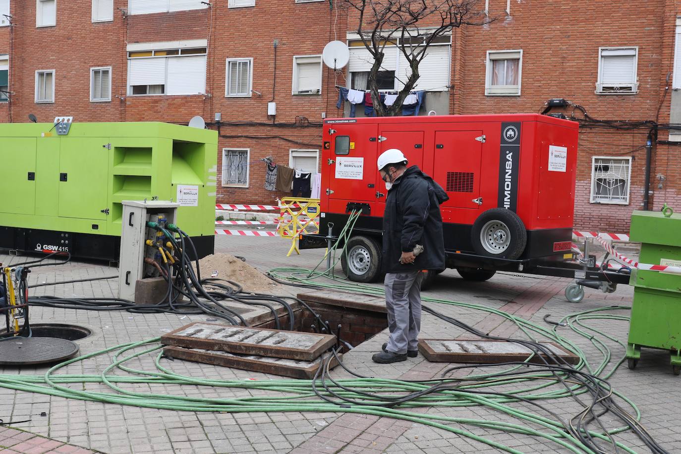 Un incendio en el centro de transformación de la calle Guadalquivir de Valladolid dejó en Nochebuena sin suministro durante nueve horas a cuatrocientas familias . 