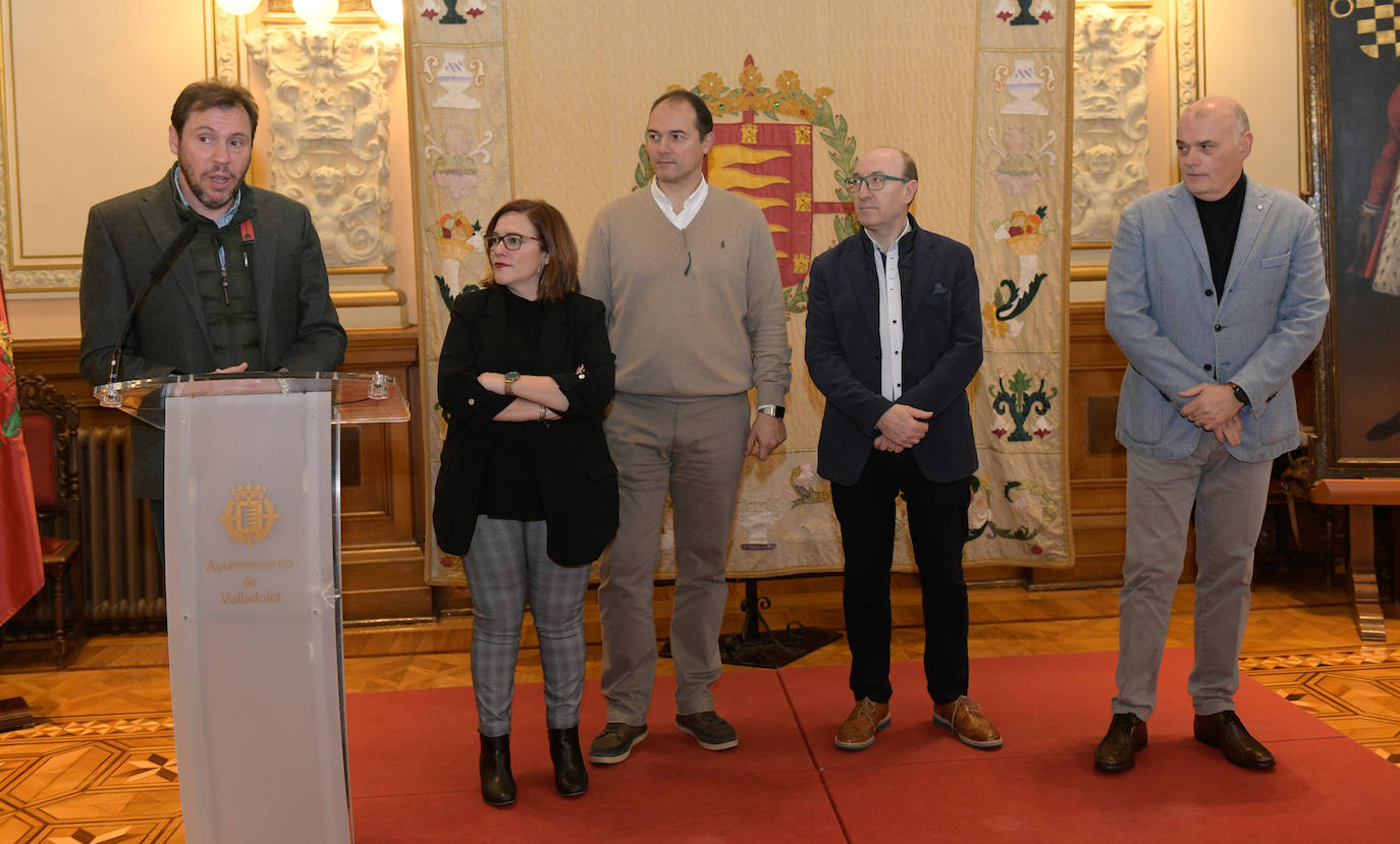Fotos: algún premio del Árbol de los Deseos del comercio de Valladolid