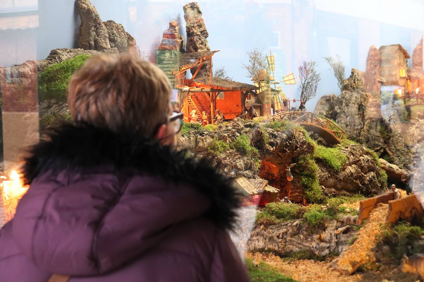 Belén de Javier Sánchez en una tienda de electrodomésticos. 