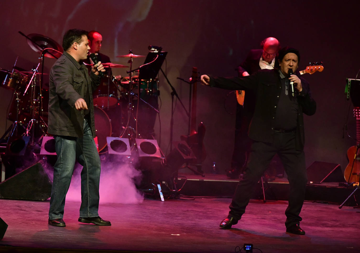 Celebración de Mira quien canta en el auditorio de El Espina. PEDRO LUIS MERINO