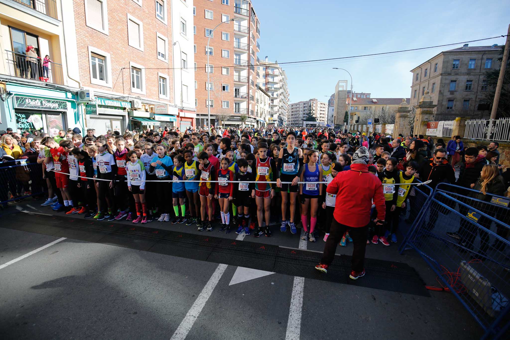 Primera carrera de niños de la San Silvestre salmantina.