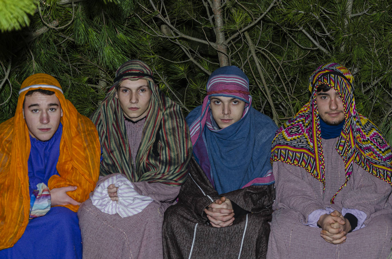 110 figurantes de distintas edades dieron vida a un gran nacimiento en las inmediaciones de la iglesia parroquial de la Asunción en la localidad vallisoletana