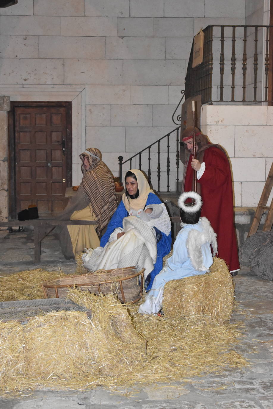 En esta XI edición participaron los 25 quintos de este año. Este montaje destacó principalmente por su realismo y gran variedad de escenas y antiguos oficios, como el pescadero, hortelano, panadero, y el cantero, representado por su alcalde, Félix Velasco.