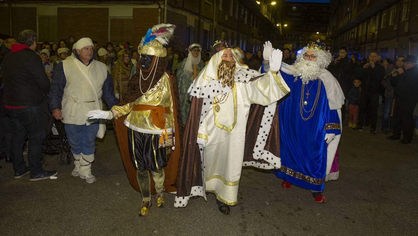 La Coordinadora contra el Narcotráfico de Pajarillos ha celebrado su tradicional cabalgata sin camellos. 