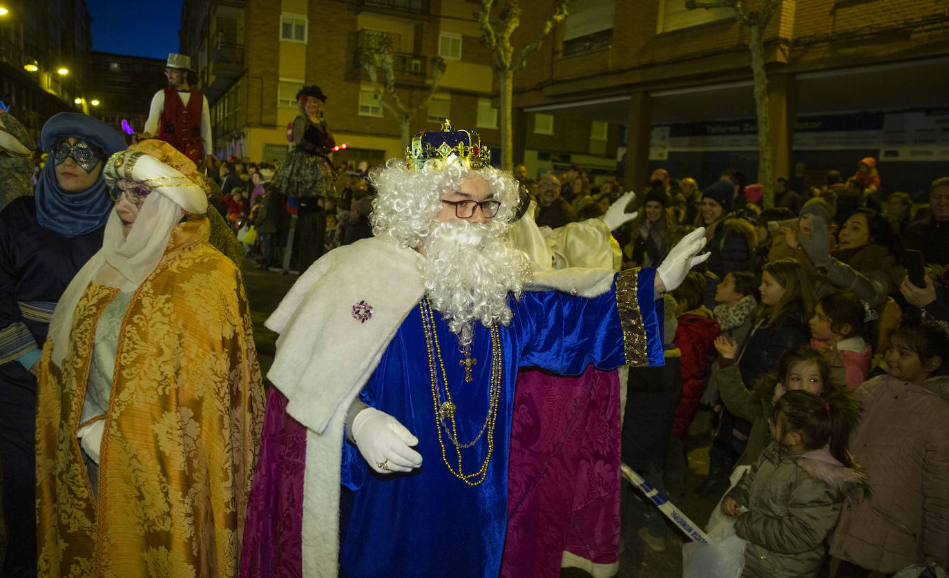 La Coordinadora contra el Narcotráfico de Pajarillos ha celebrado su tradicional cabalgata sin camellos. 
