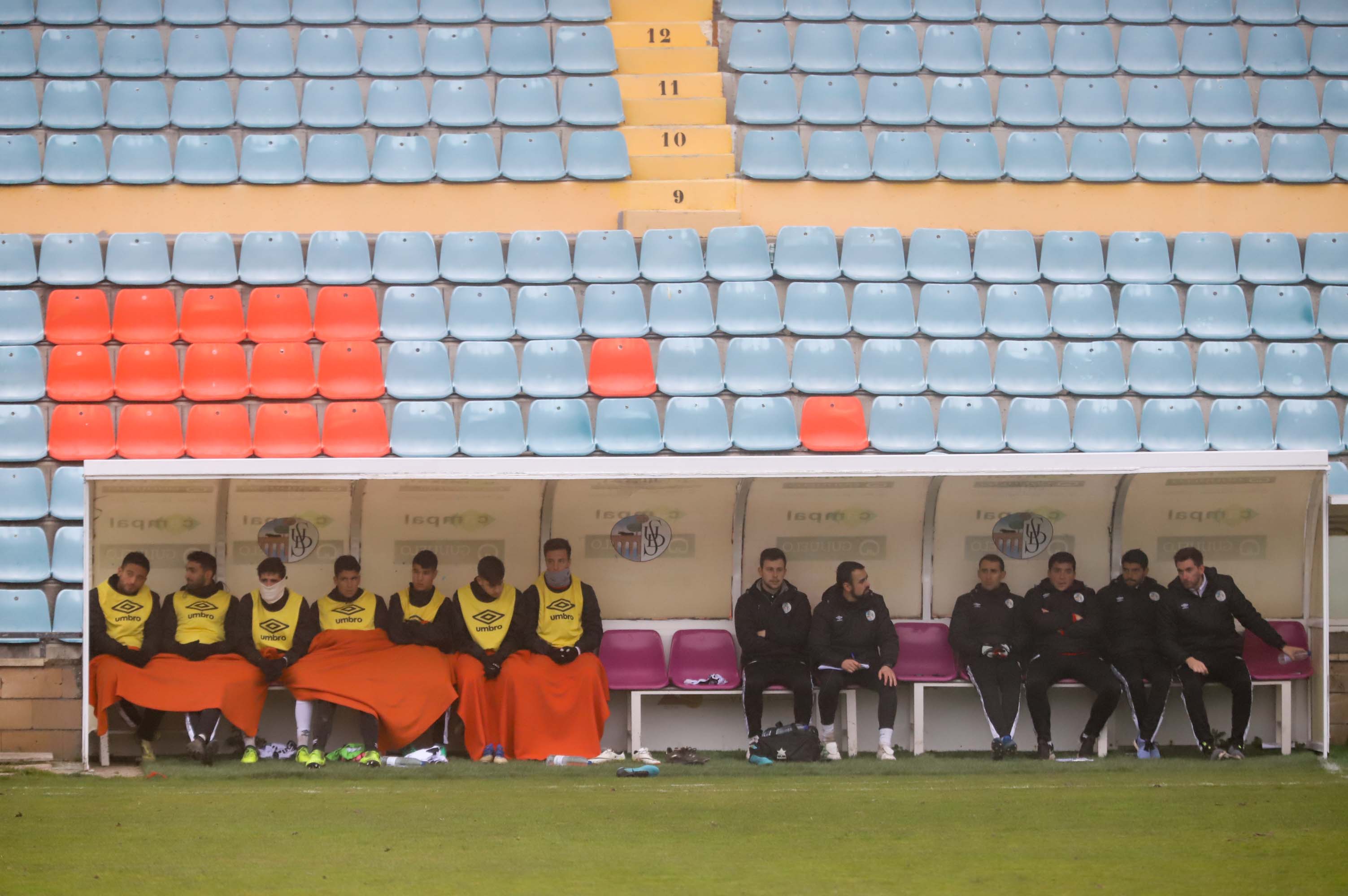 Fotos: El Salamanca B rasca tres puntos al Mirandés B (1-0) para cerrar la primera vuelta