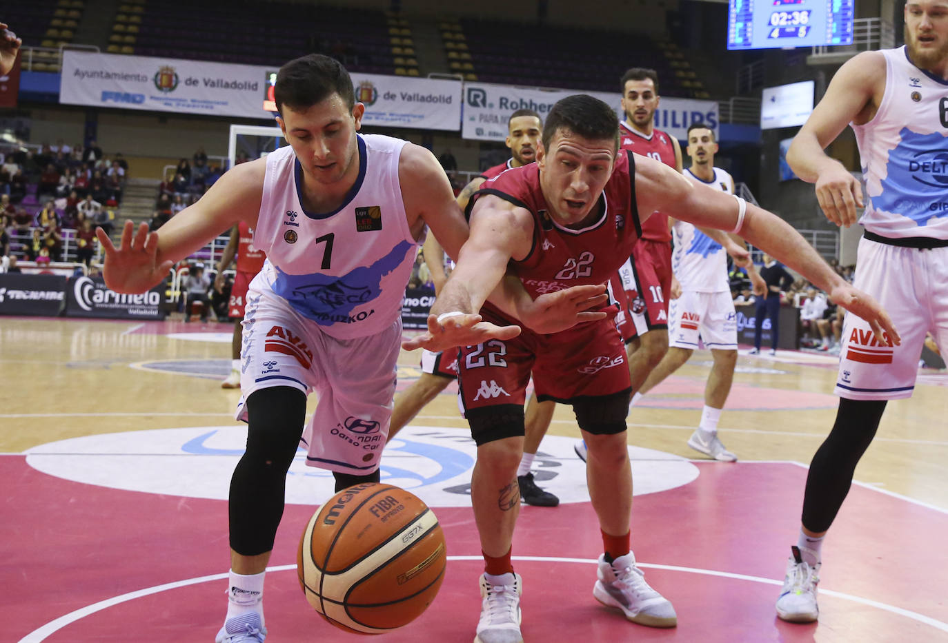 La fortaleza mental de los de Hugo López resultó clave para superar los momentos delicados ante un Delteco Guipúzcoa que no peridió la cara al partido y que llegó a levantar quince puntos en contra. 