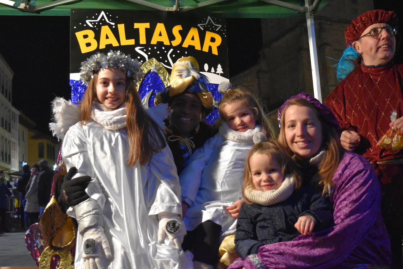 Los Reyes Magos en la cabalgata de aguilar.