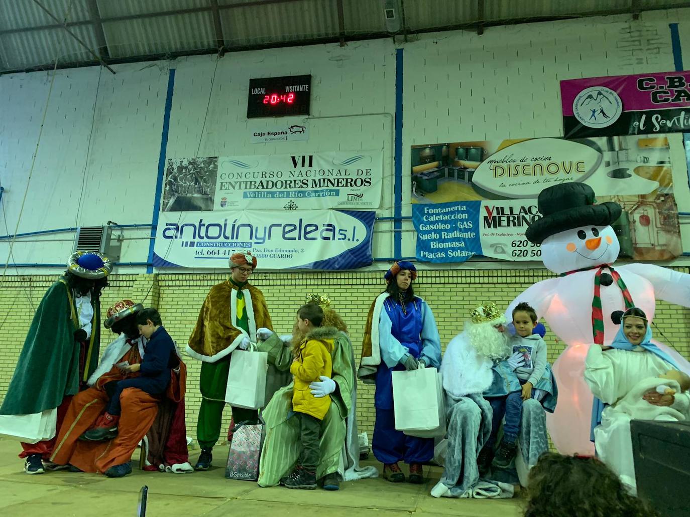 La provincia se llena de cabalgatas de reyes Magos.