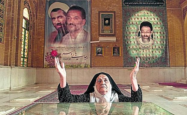 Cementerio de los Mártires, en Teherán.