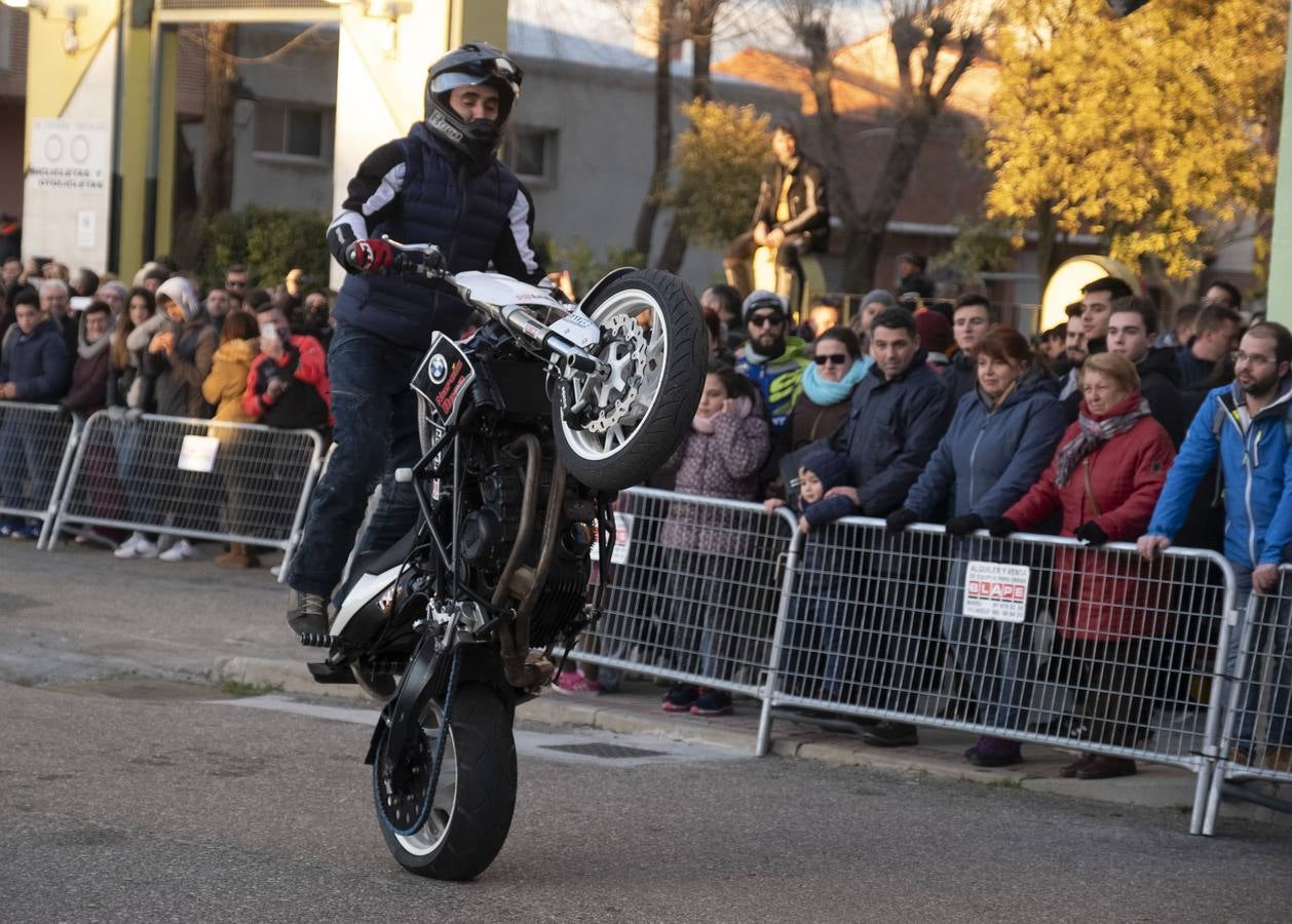 Cientos de moteros han participado en la tradicional excursión pingüinera a la localidad vallisoletana