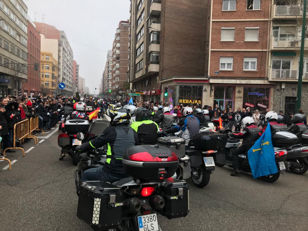 El desfile ha recorrido la ciudad llevando la concentración al corazón de Valladolid. 