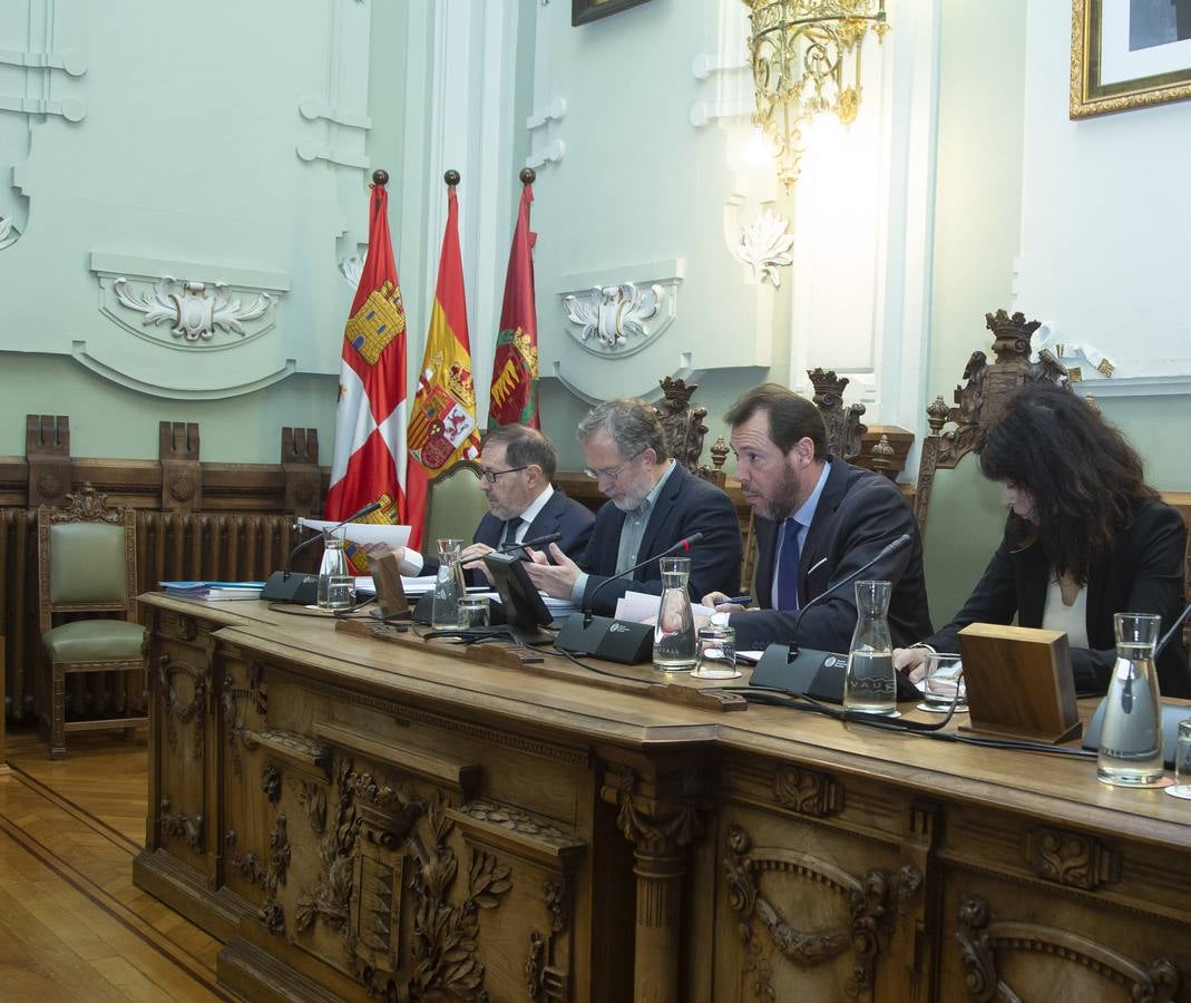 Fotos: Pleno en el Ayuntamiento de Valladolid