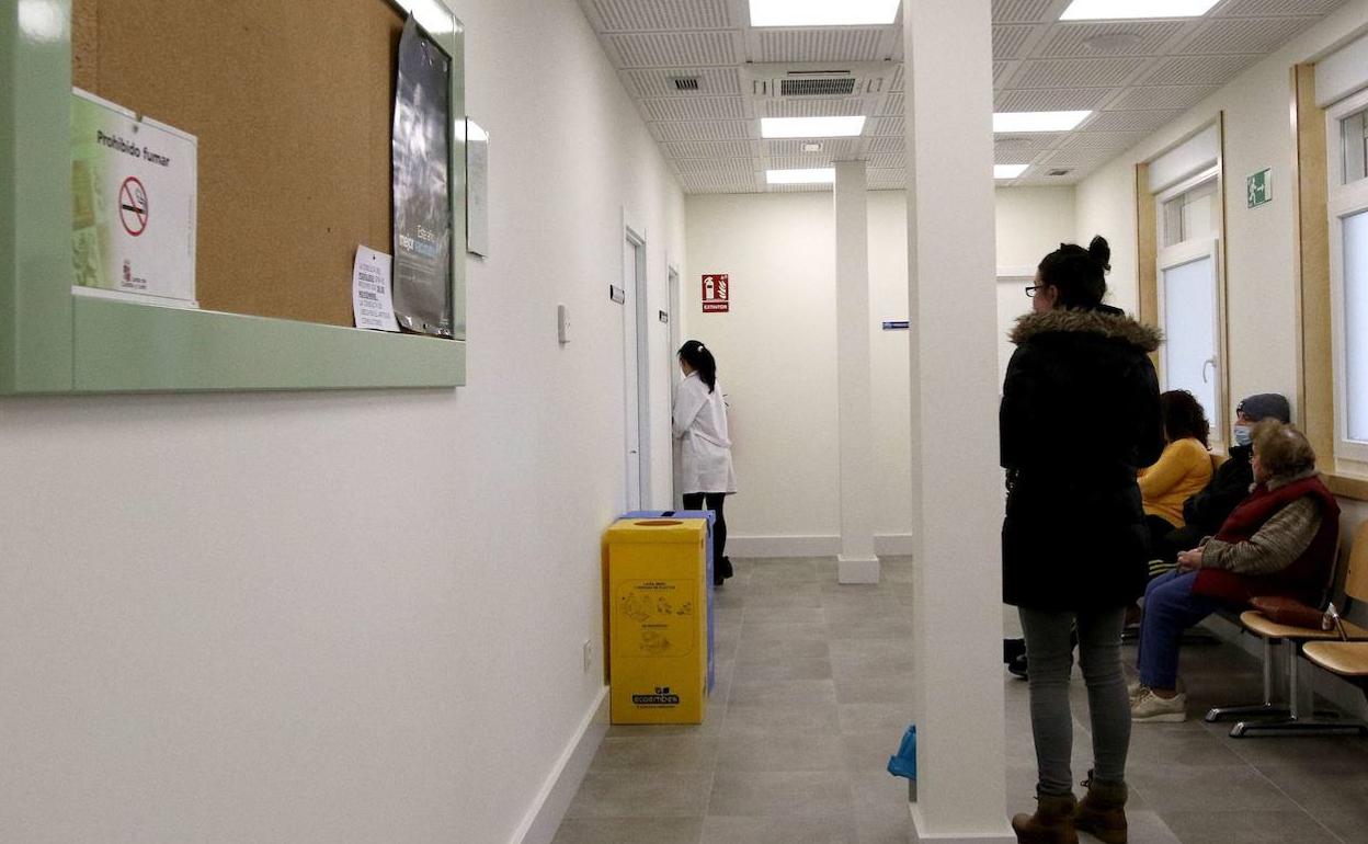 Consultorio rural en la Comunidad.