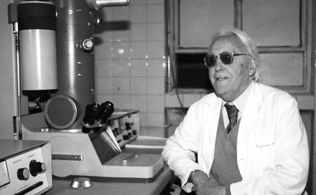 El catedrático Pedro Gómez Bosque en 1996. 