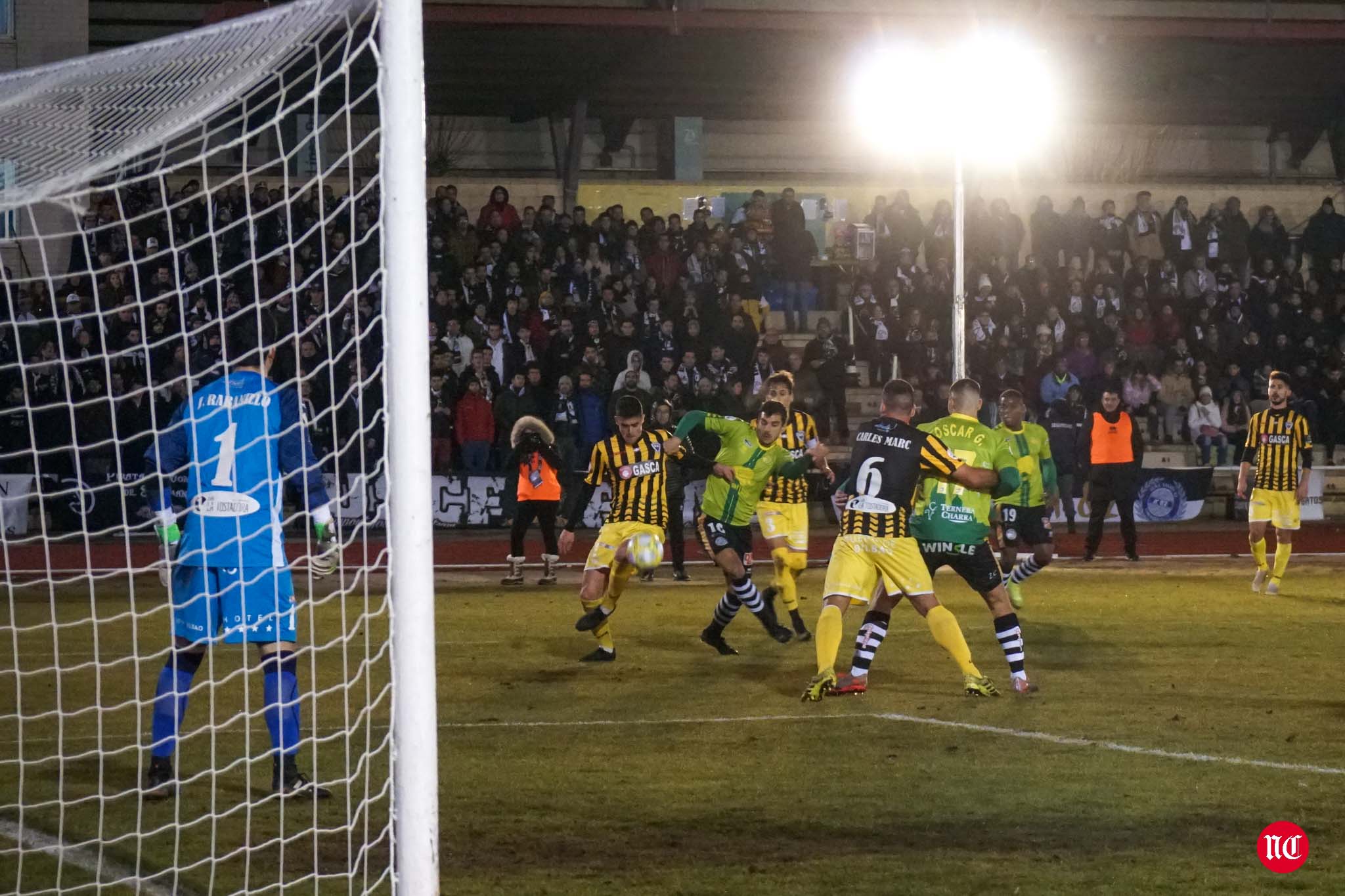 Unionistas ha logrado empezar la segunda vuelta fuera del descenso en el grupo II de Segunda B. Los de Jabi Luaces, que llevan seis jornadas seguidas sin perder, han vencido al Barakaldo en el choque de la 20ª jornada gracias a un tanto de Guille Andrés en el tramo final 