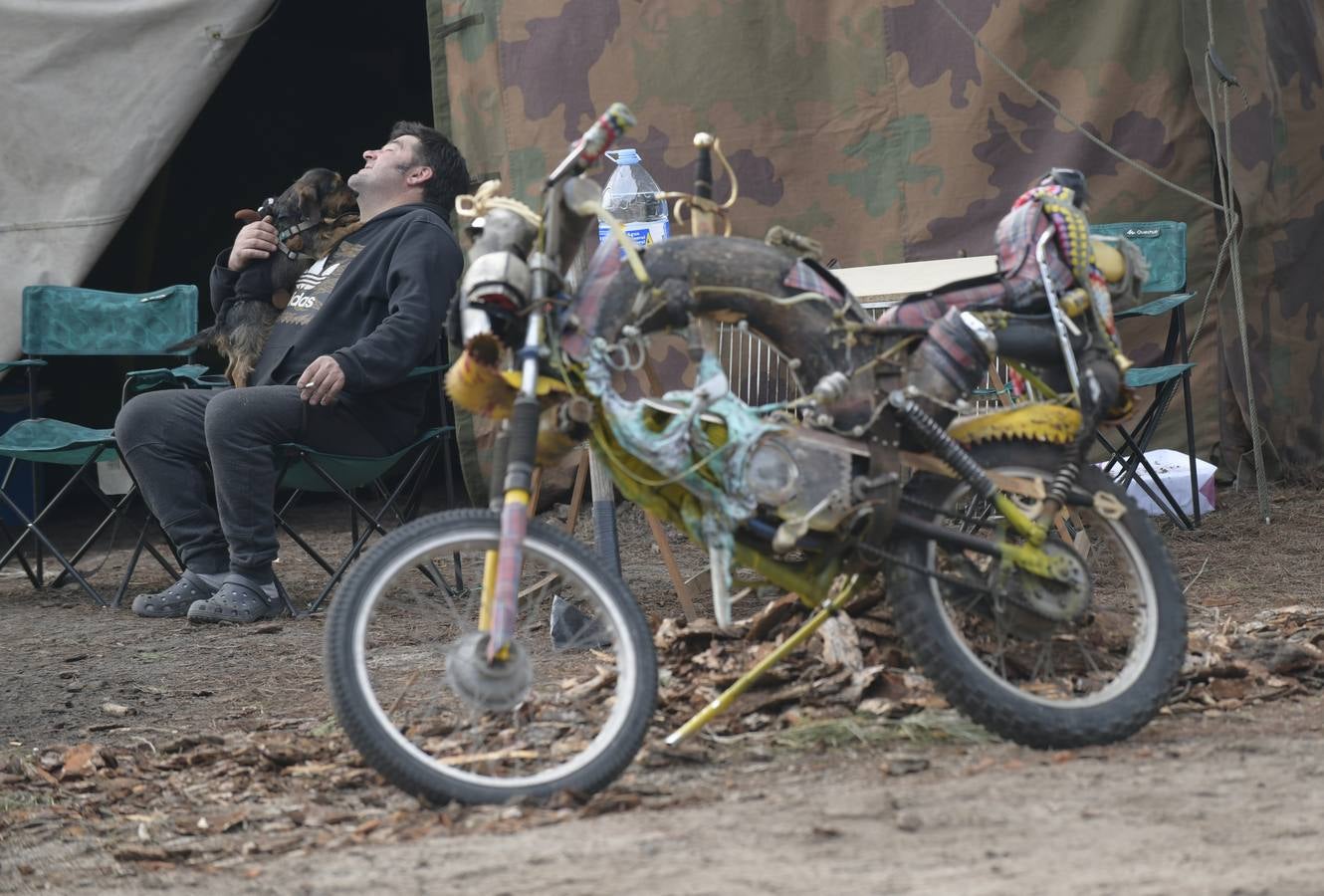 La localidad vallisoletana de Tordesillas acoge la vigésima edición de la concentración motera que estará apadrinada por el piloto español de motociclismo Nico Terol