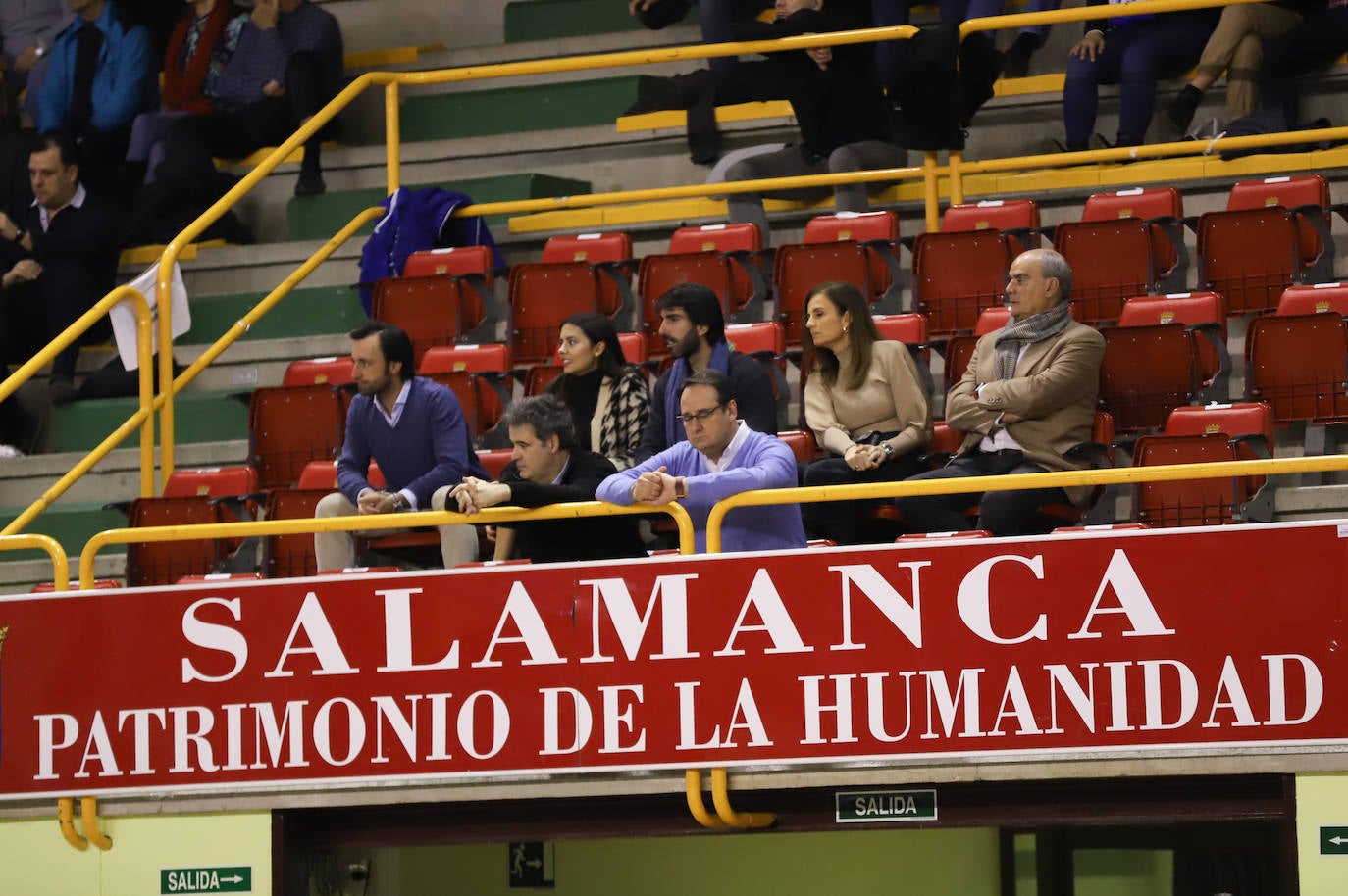 Fotos: Las imágenes del encuentro entre el CB Avenida y Cadí La Seu (71-61)