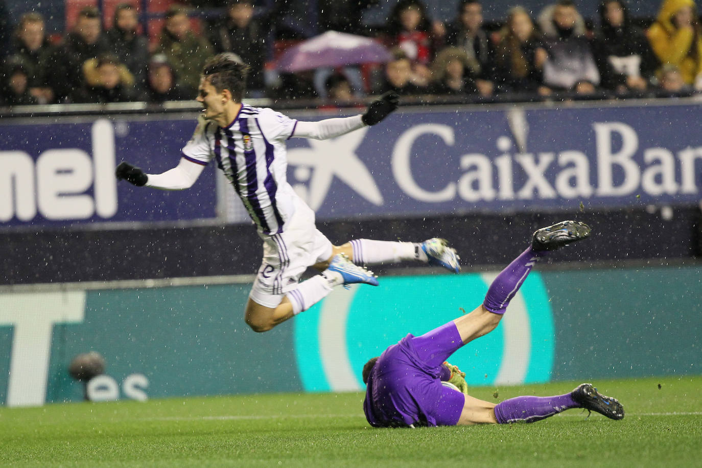 Fotos: Las imágenes del Osasuna - Real Valladolid (0-0)