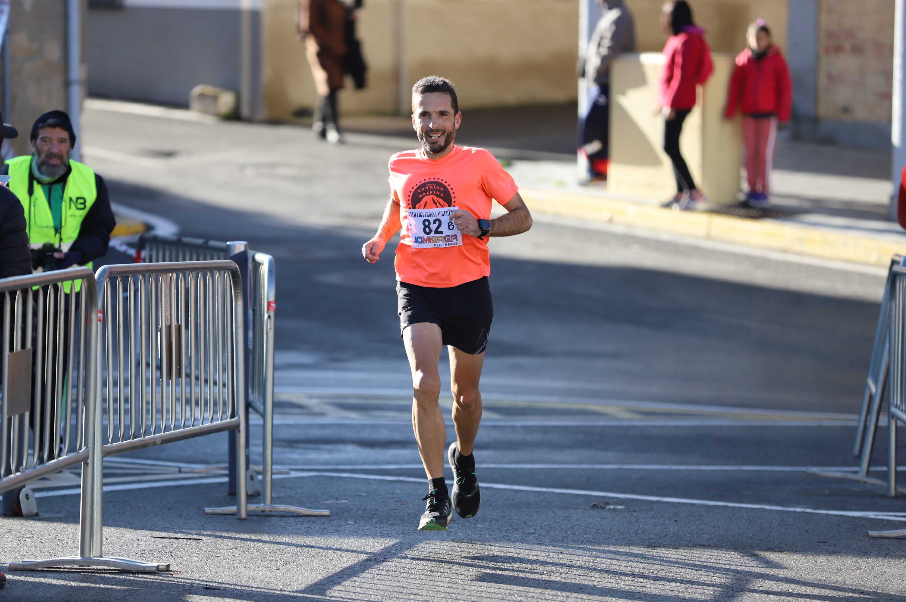 Fotos: la cuarta carrera de la Liga de Cross de Cabrerizos con victorias de Alberto Marcos y Silvia González