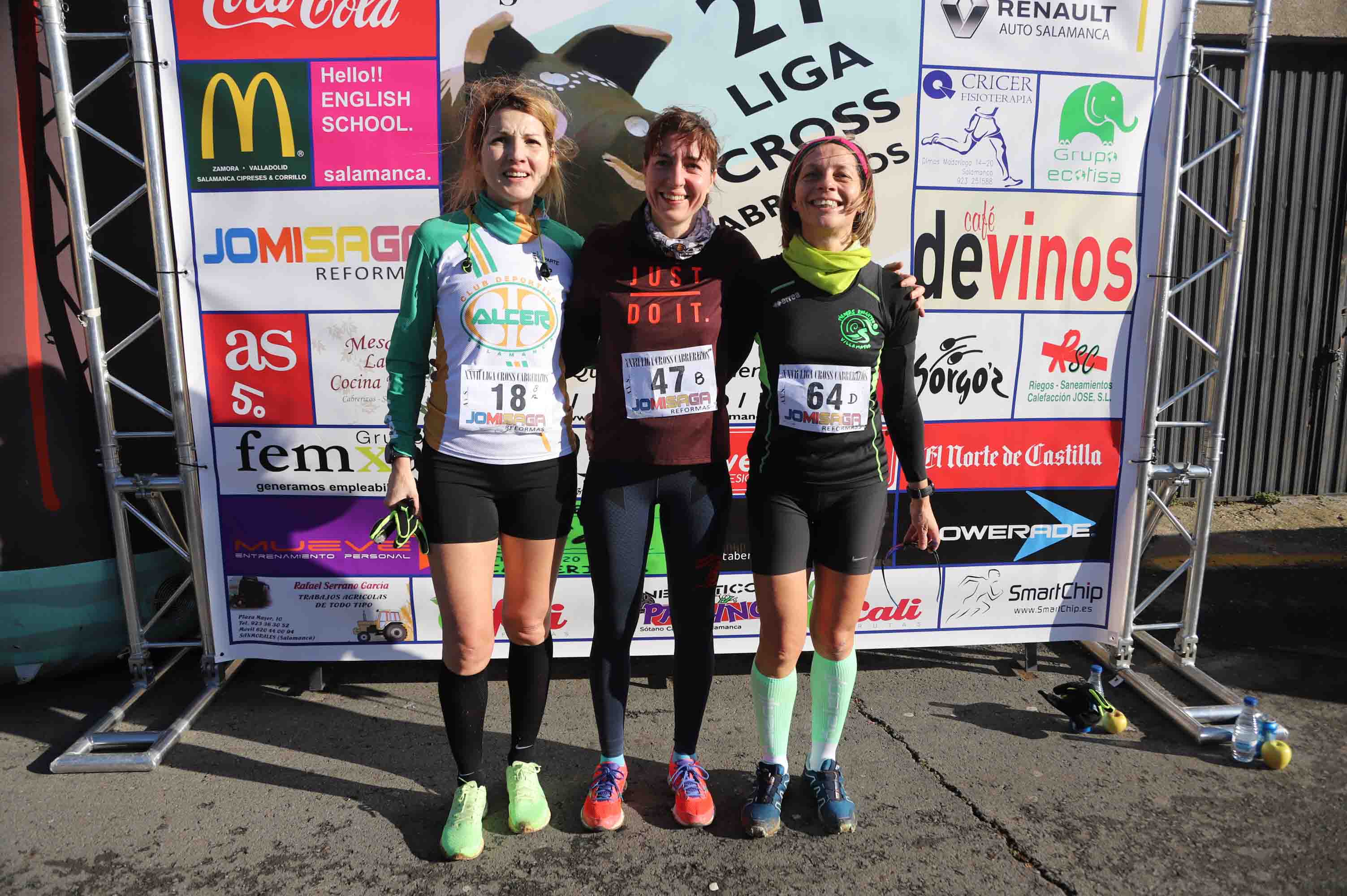 Fotos: la cuarta carrera de la Liga de Cross de Cabrerizos con victorias de Alberto Marcos y Silvia González