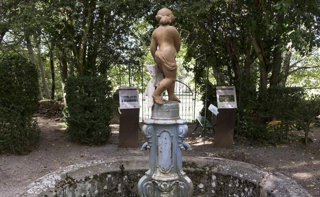 Una de las piezas ornamentales de la finca.