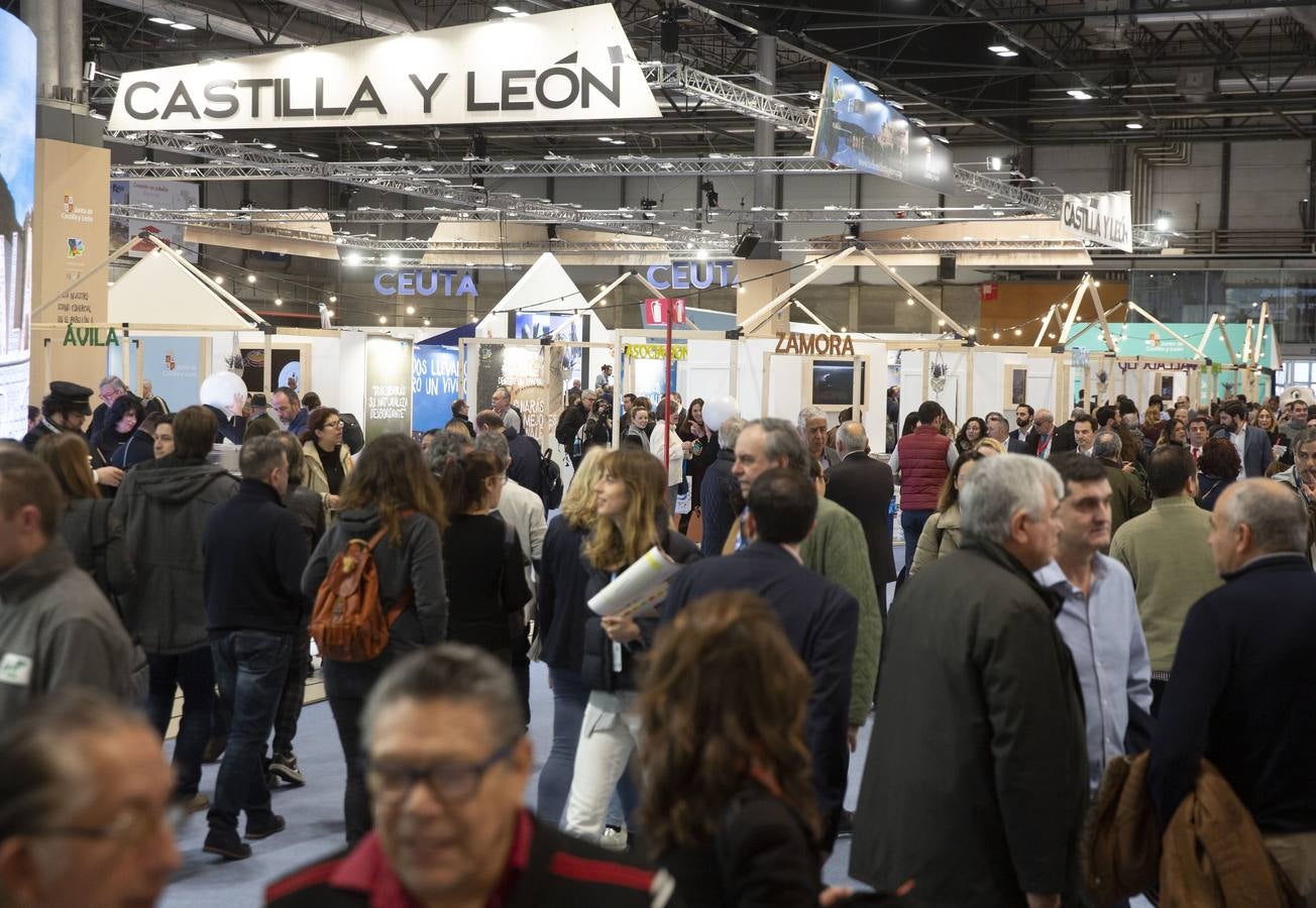 La comunidad apuesta por el deporte, la cultura y la gastronomía en la segunda jornada de la feria