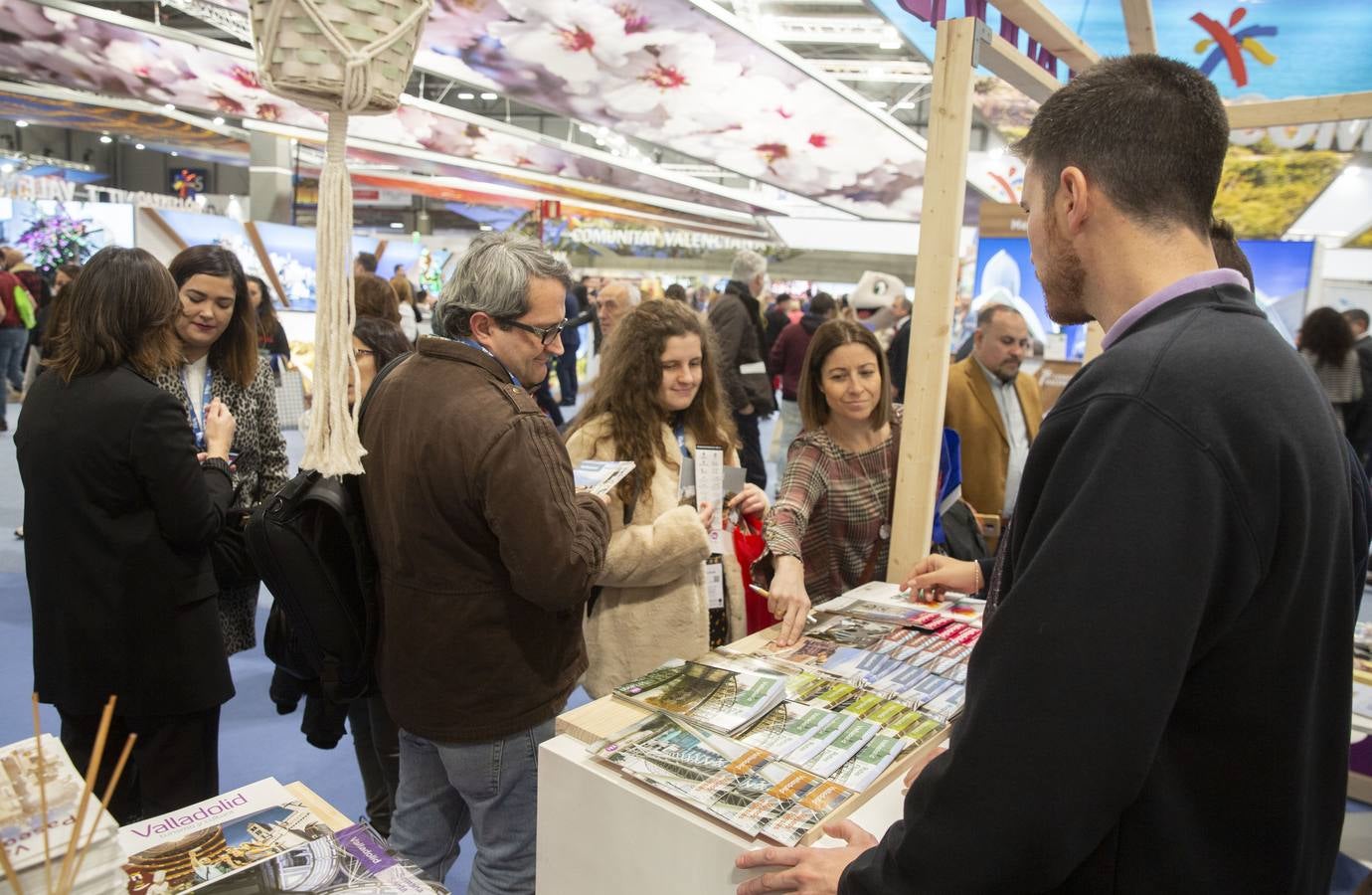 La comunidad apuesta por el deporte, la cultura y la gastronomía en la segunda jornada de la feria