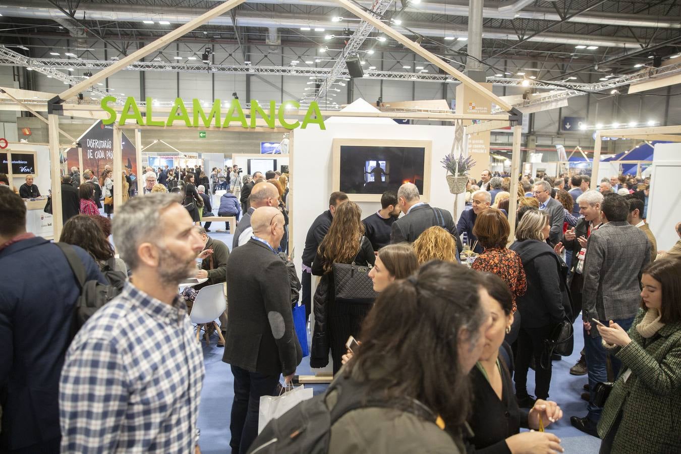 La comunidad apuesta por el deporte, la cultura y la gastronomía en la segunda jornada de la feria