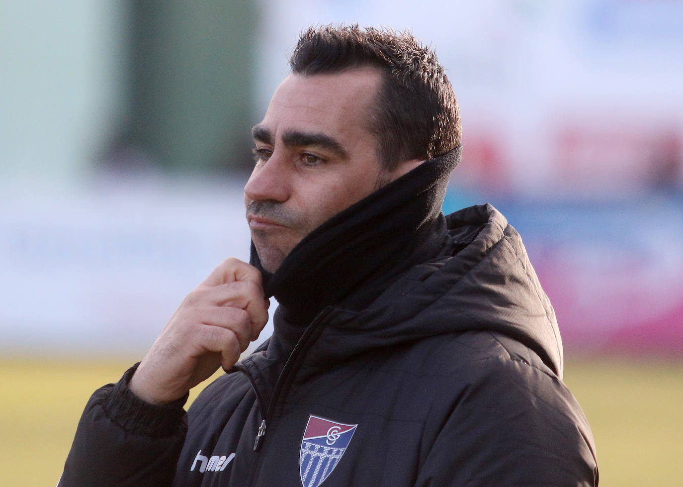 Partido entre la Gimnástica Segoviana y la Virgen del Camino 