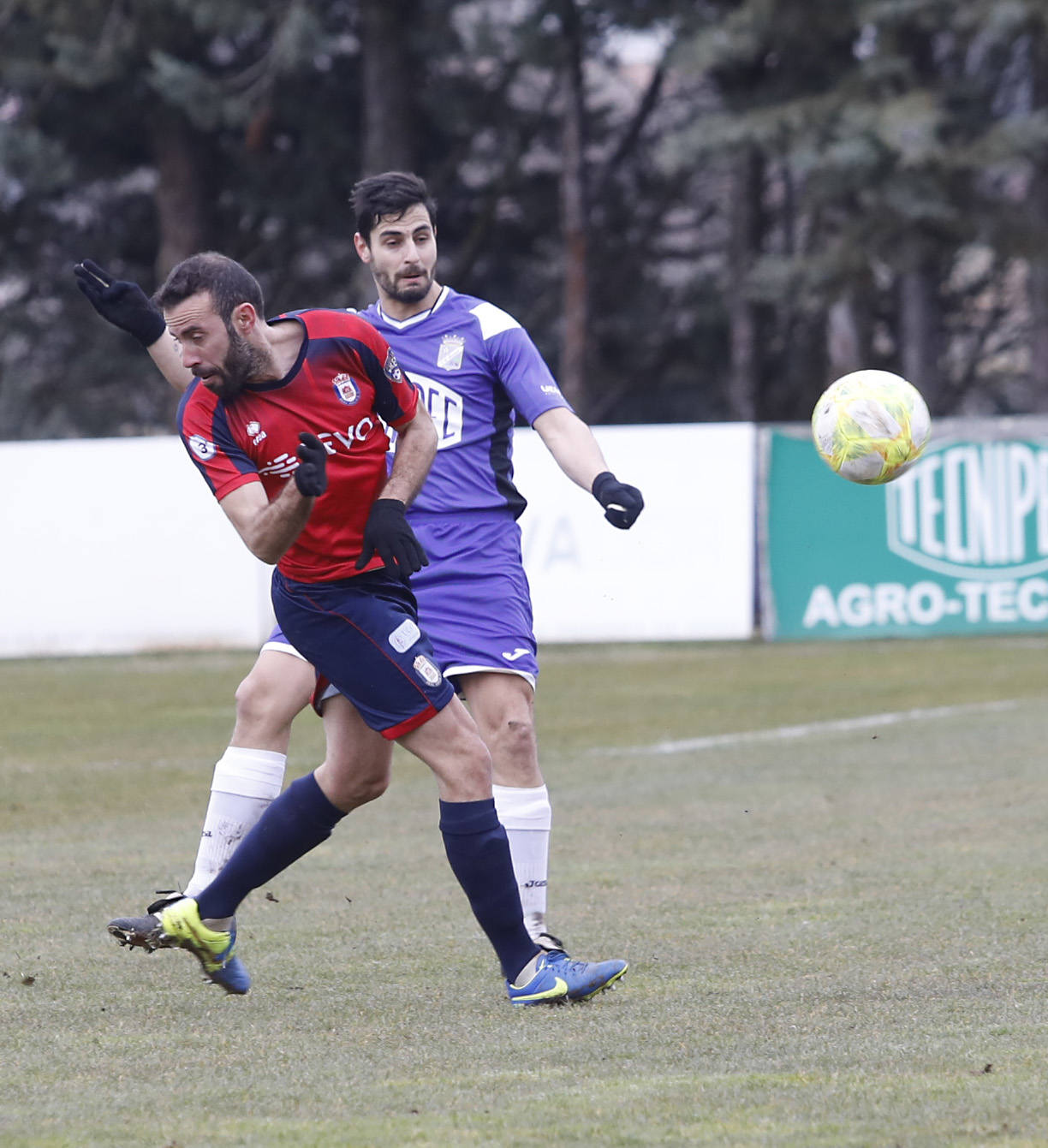 El equipo morado suma la quinta victoria de la temporada. 