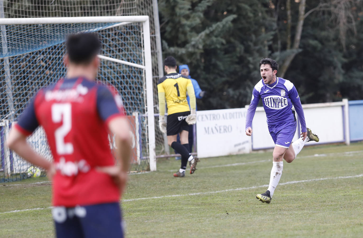 El equipo morado suma la quinta victoria de la temporada. 