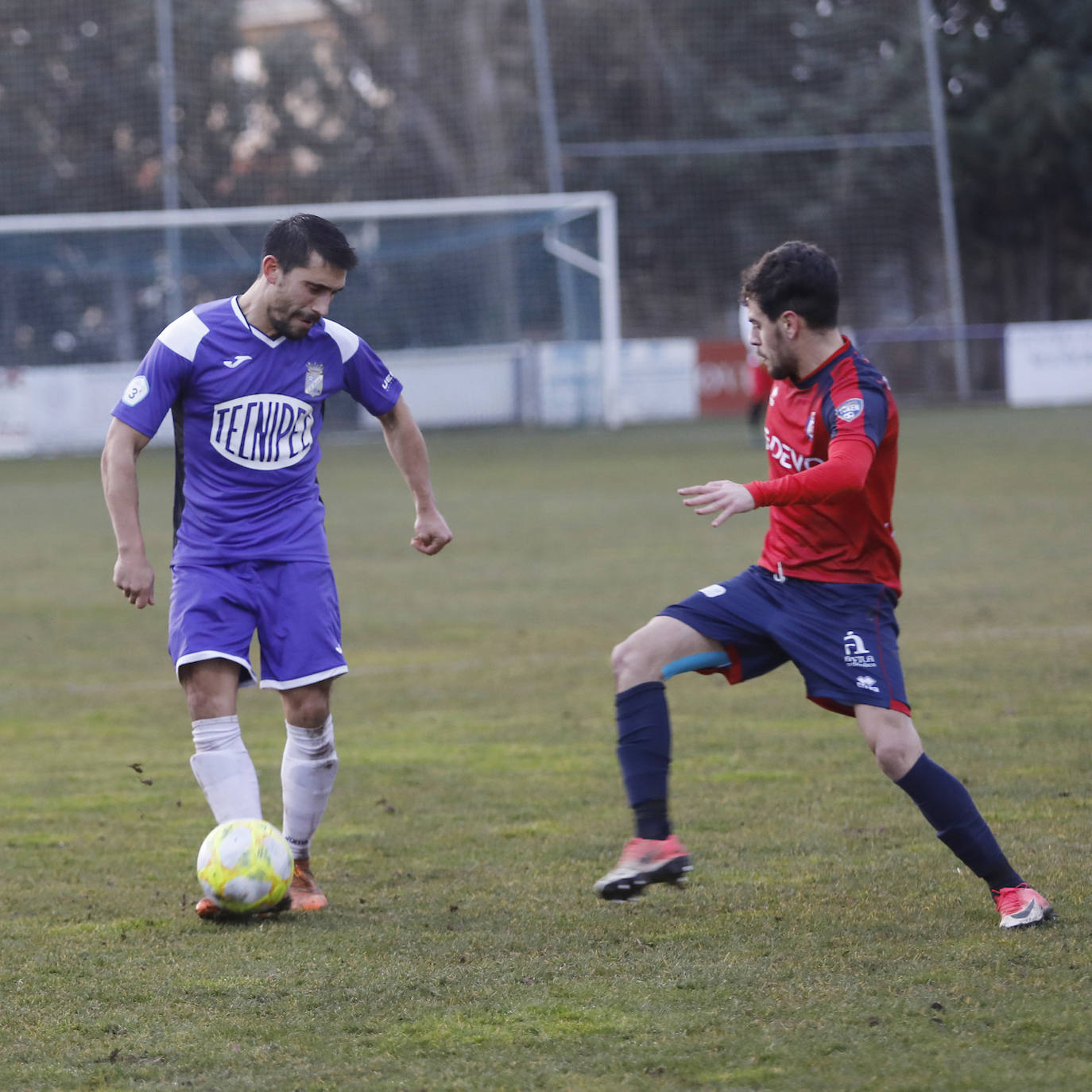 El equipo morado suma la quinta victoria de la temporada. 