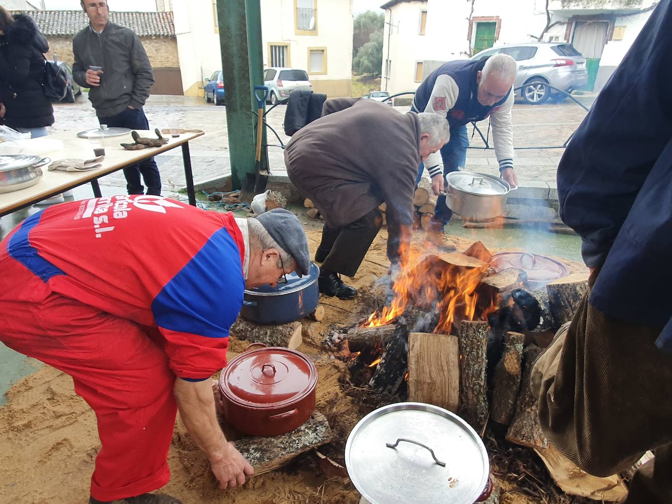 Garcibuey, Madroñal y San Esteban de la Sierra acogieron ayer esta celebración convertida en fiesta.