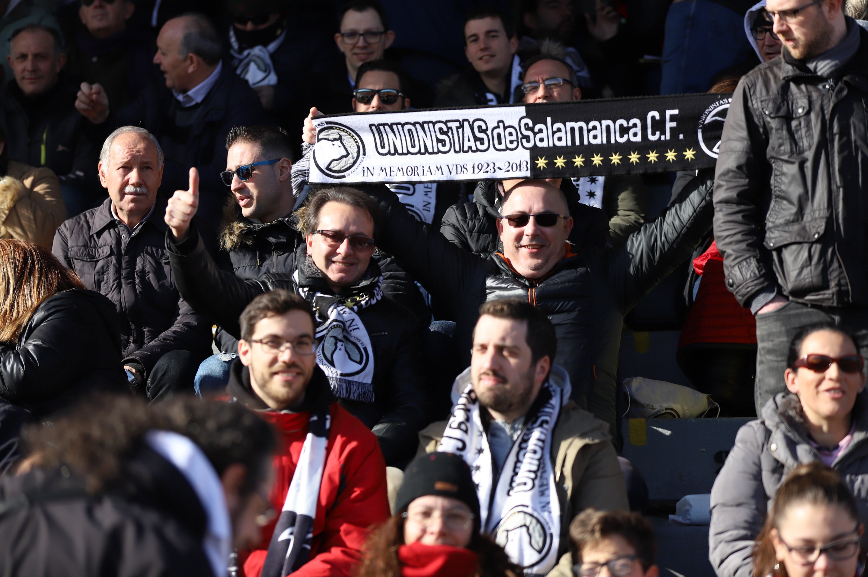 Fotos: Unionistas se eleva ante el Alavés B (4-2)