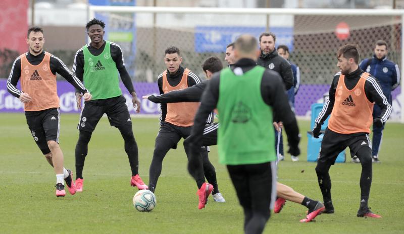 El día 1 de Ben Arfa en Valladolid amaneció lluvioso en los Anexos, donde un puñado de aficionados desafiaron al mal tiempo para presenciar in situ las evoluciones de la nueva adquisición del club blanquivioleta