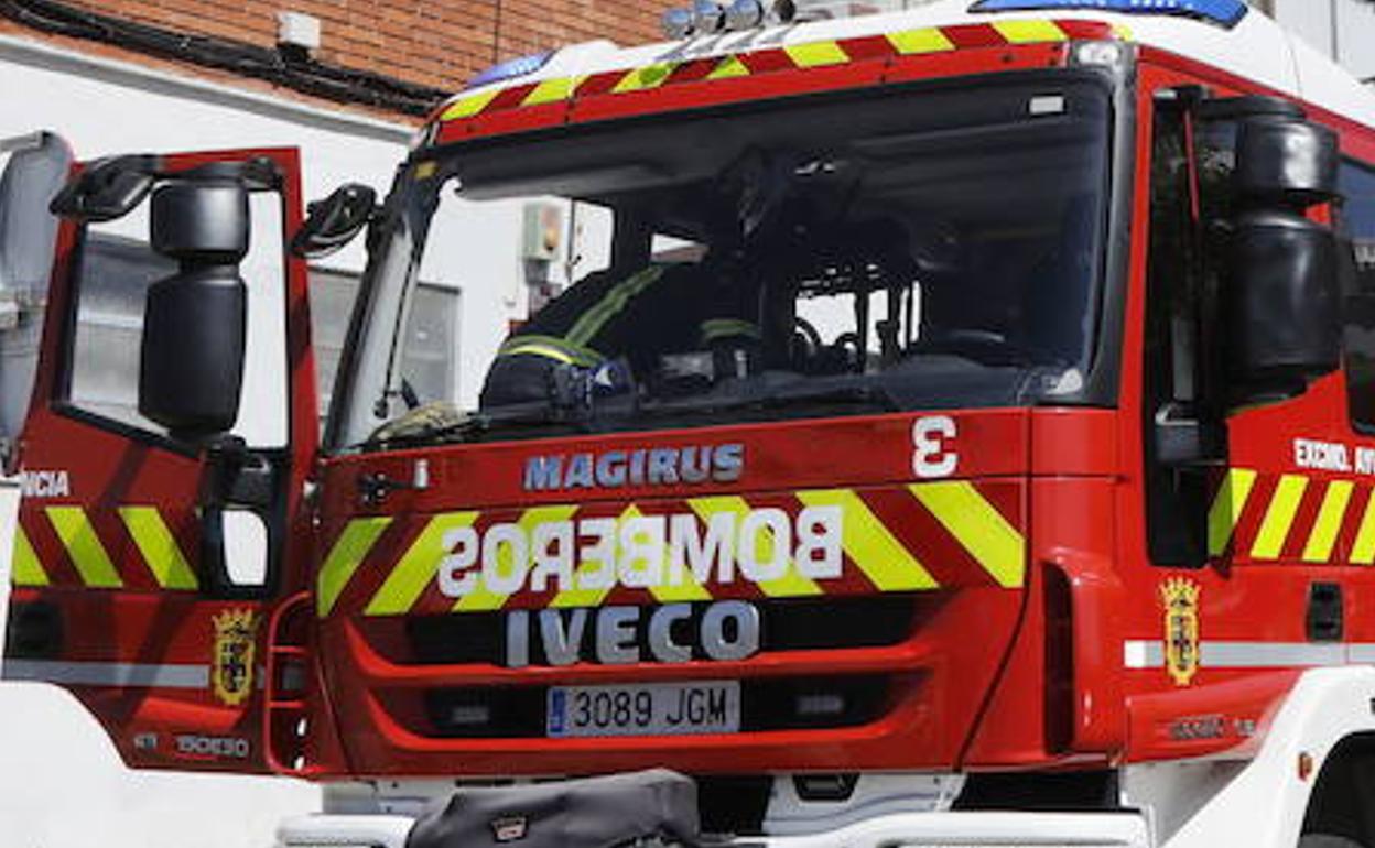 Un incendio en el centro de Soria desaloja a 25 vecinos, con un traslado hospitalario