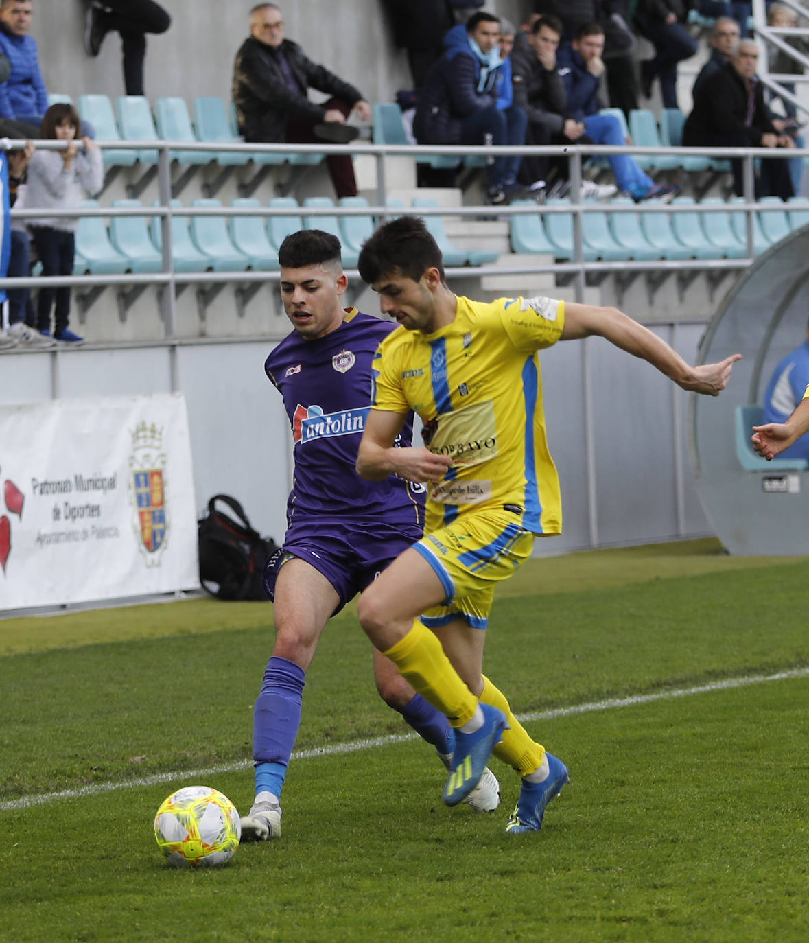 El Palencia Cristo perdió ante la Arandina. 