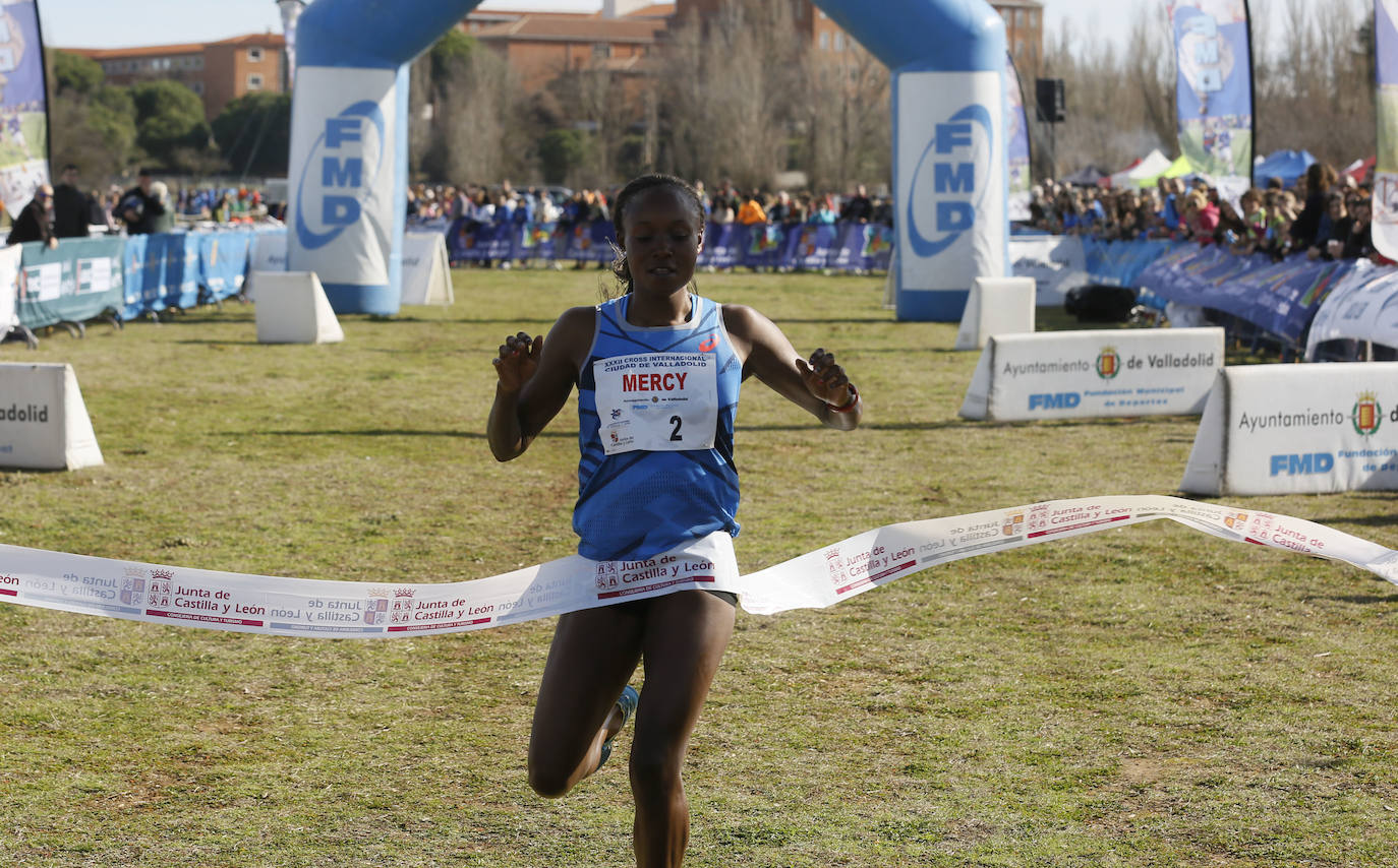 La Cañada Real ha acogido esta mañana el Cross Internacional Ciudad de Valladolid. 