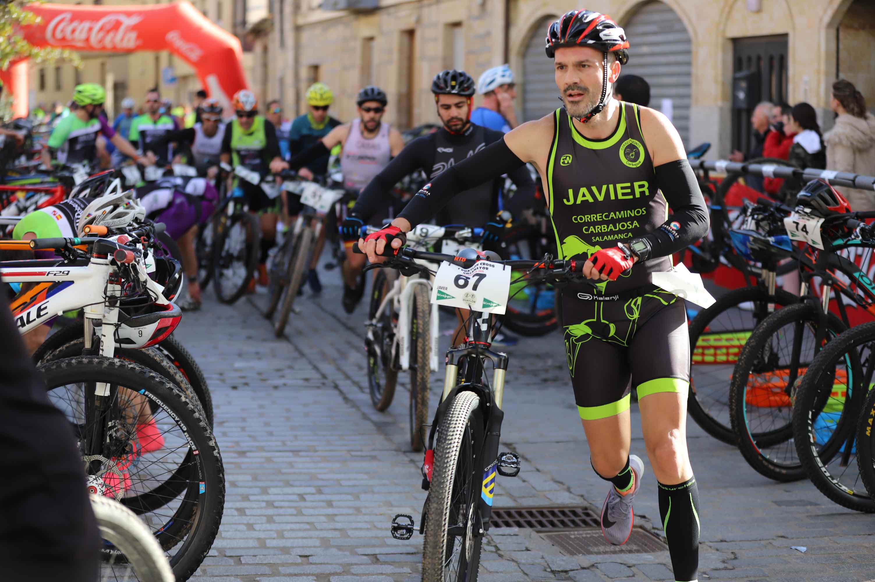 Participantes en el Duatlon de Villamayor. 