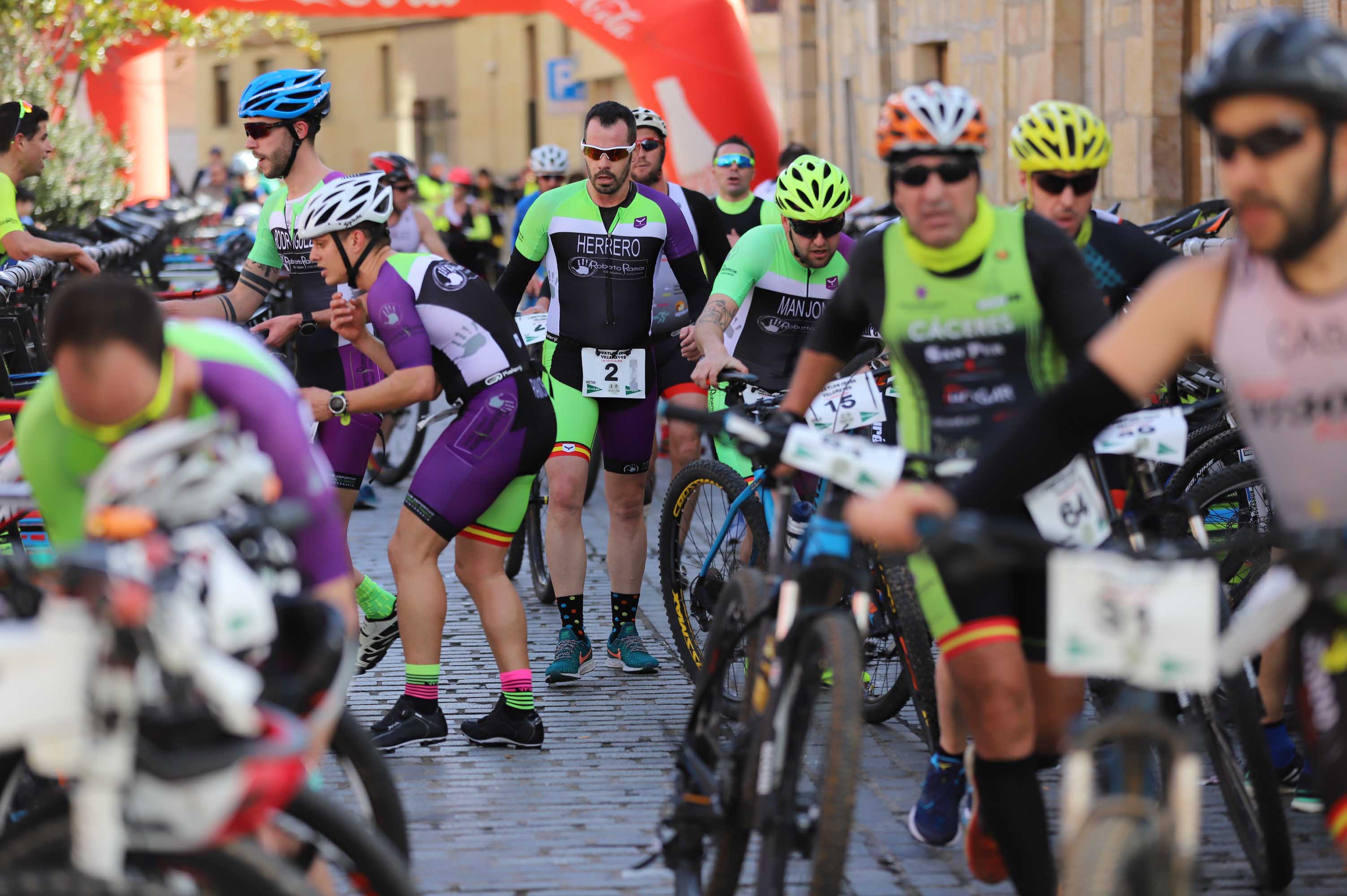 Participantes en el Duatlon de Villamayor. 