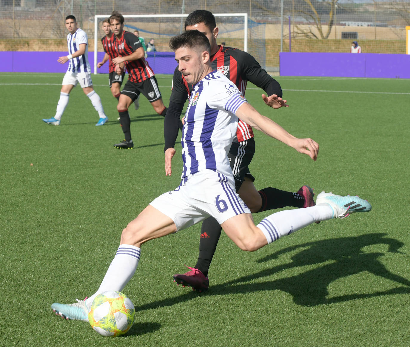 Los de Javi Baraja pudieron golear con comodidad y acabaron encajando un tanto en el descuento. 