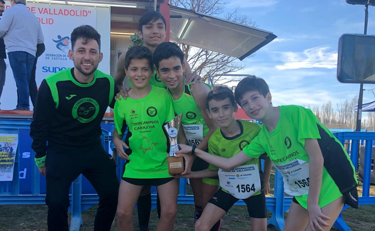 El CD Correcaminos Carbajosa, campeón regional sub-14.